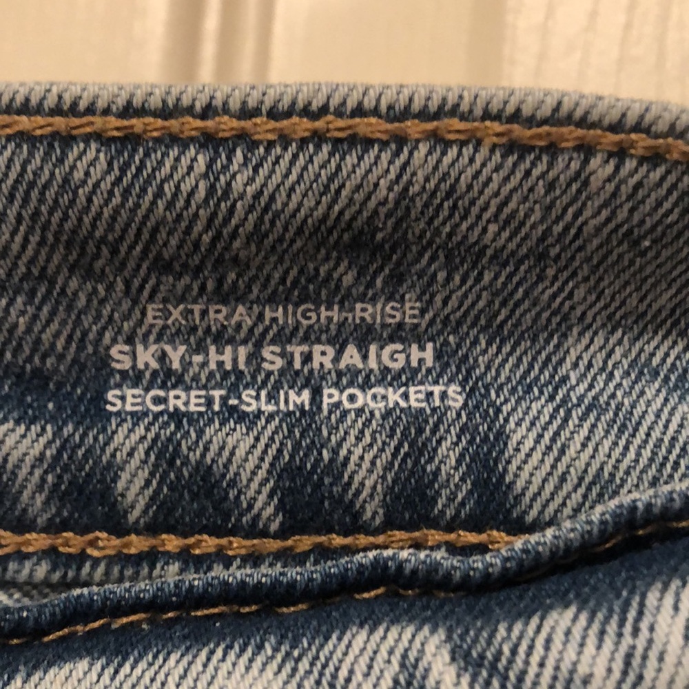 Old Navy sz 20 Extra High Rise Straight-Slim Pockets-Tummy Panel Button Fly - Picture 6 of 10